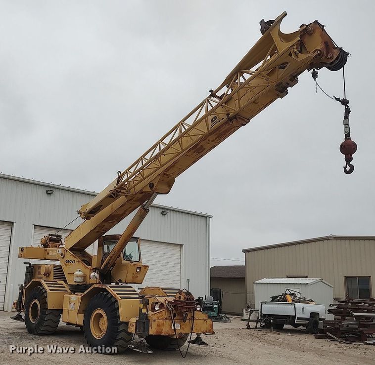 image for item DO3850 1981 Grove RT630  crane