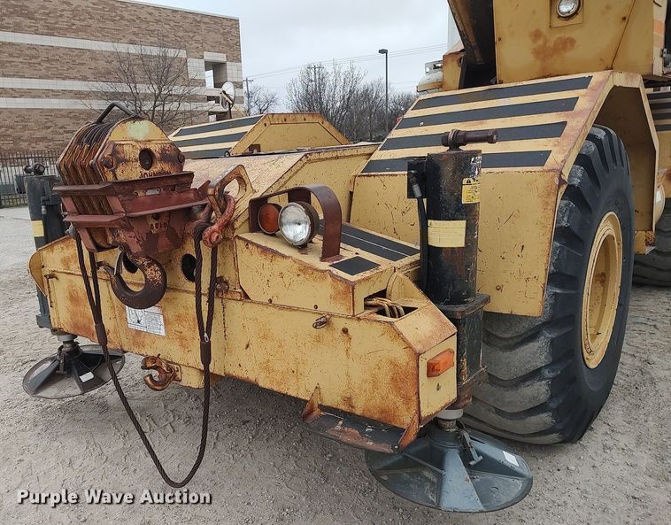 image for item DO3850 1981 Grove RT630  crane