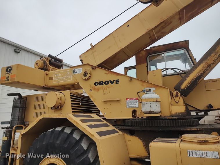 image for item DO3850 1981 Grove RT630  crane