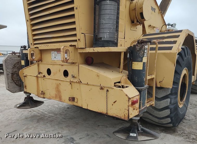 image for item DO3850 1981 Grove RT630  crane