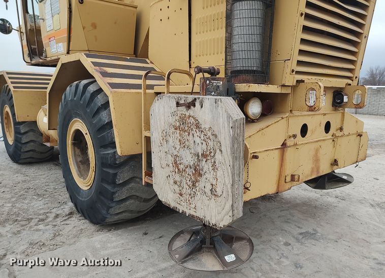 image for item DO3850 1981 Grove RT630  crane