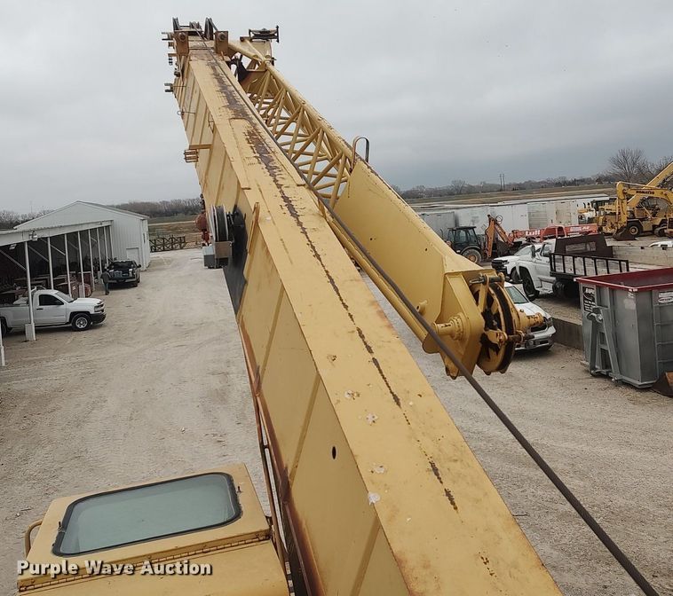 image for item DO3850 1981 Grove RT630  crane