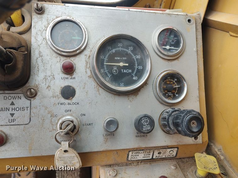 image for item DO3850 1981 Grove RT630  crane