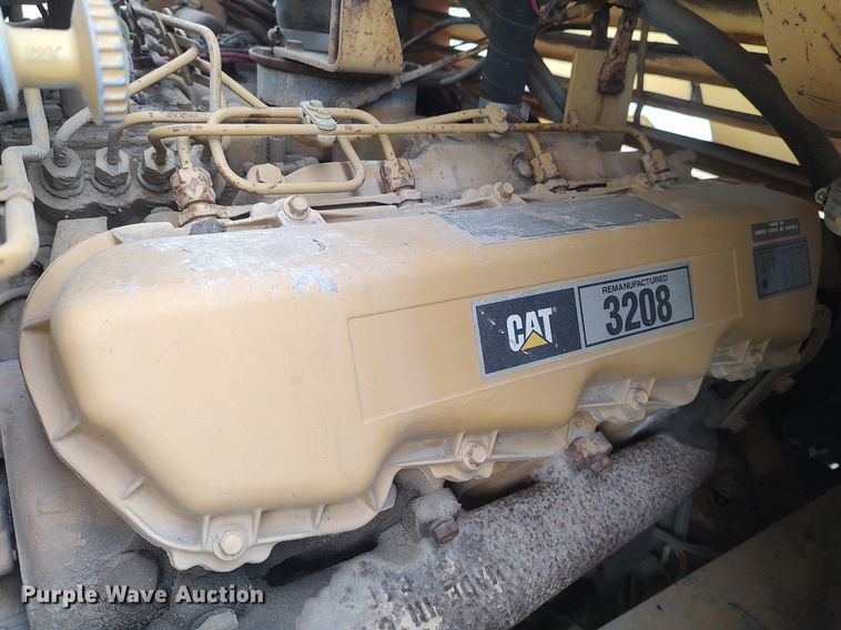 image for item DO3850 1981 Grove RT630  crane