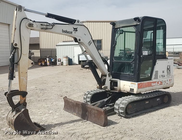 image for item DO3851 1999 Bobcat 334  mini excavator