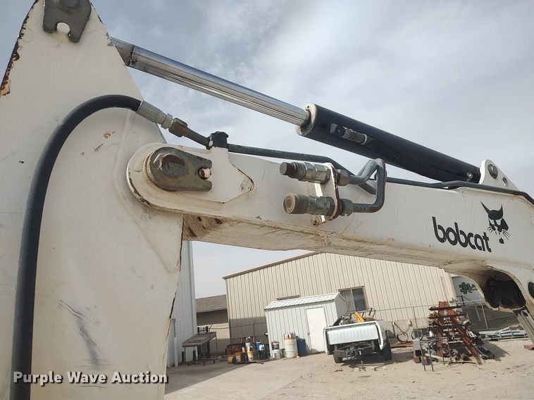 image for item DO3851 1999 Bobcat 334  mini excavator