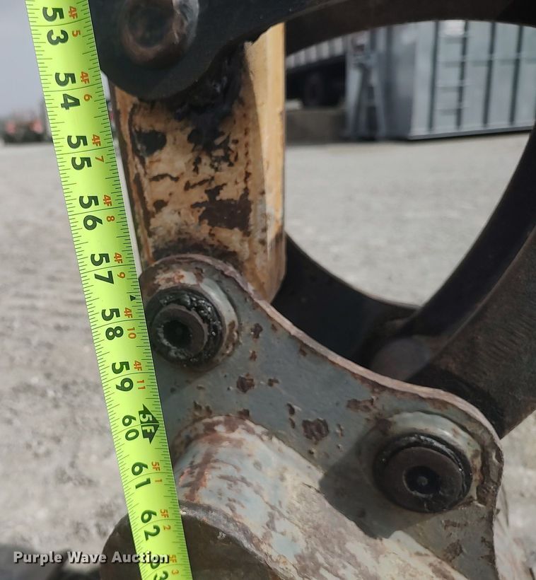 image for item DO3851 1999 Bobcat 334  mini excavator