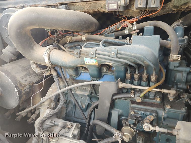 image for item DO3851 1999 Bobcat 334  mini excavator