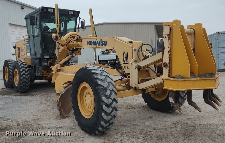 image for item DO3852 2006 Komatsu GD655-3C  motor grader