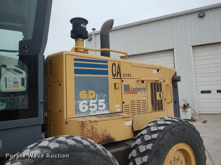 image for item DO3852 2006 Komatsu GD655-3C  motor grader
