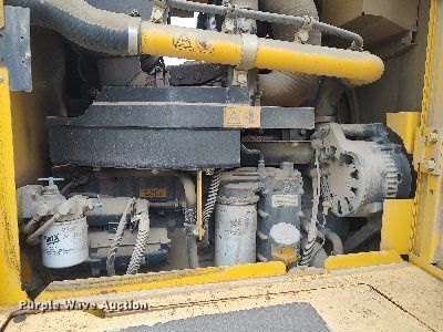 image for item DO3852 2006 Komatsu GD655-3C  motor grader