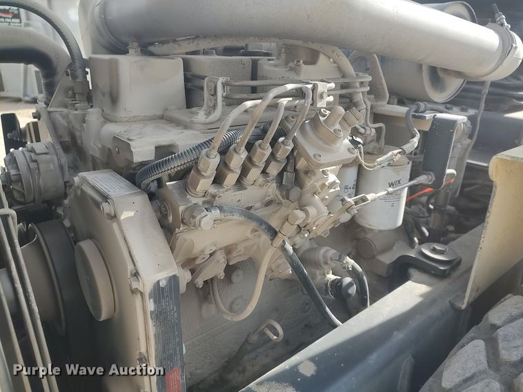 image for item DO3853 1998 Ingersoll Rand SD-70D  single drum vibratory roller