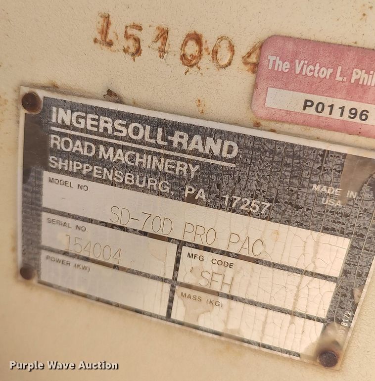 image for item DO3853 1998 Ingersoll Rand SD-70D  single drum vibratory roller