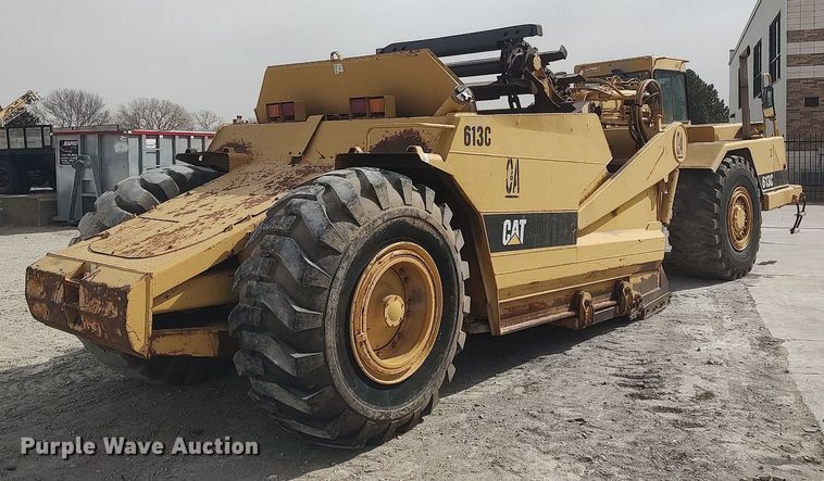 image for item DO3854 1997 Caterpillar 613C  elevating scraper