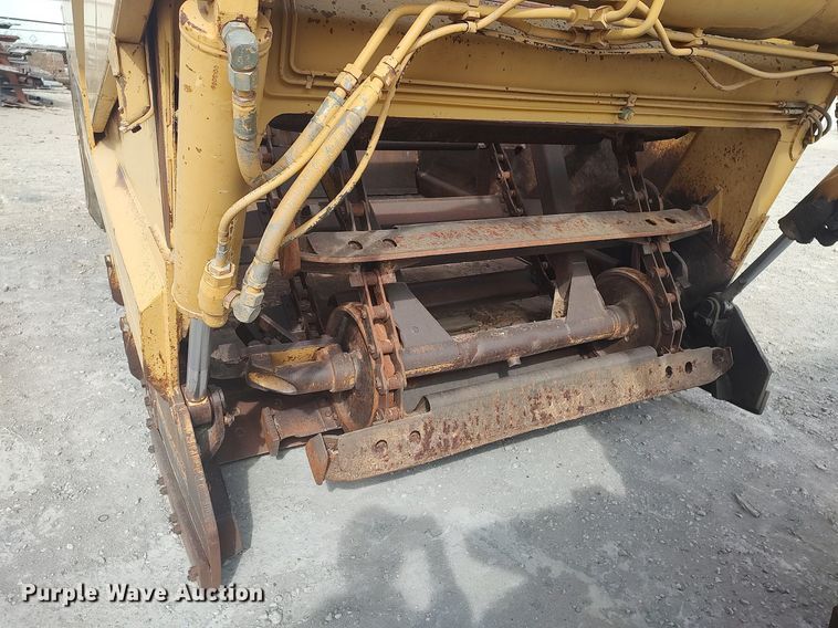 image for item DO3854 1997 Caterpillar 613C  elevating scraper