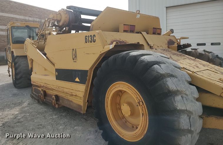 image for item DO3854 1997 Caterpillar 613C  elevating scraper