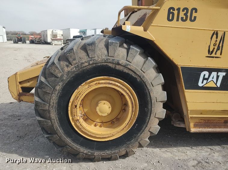 image for item DO3854 1997 Caterpillar 613C  elevating scraper