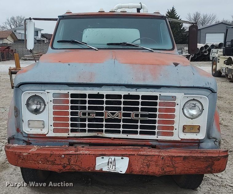 image for item DO3857 1970 GMC 5500  water truck