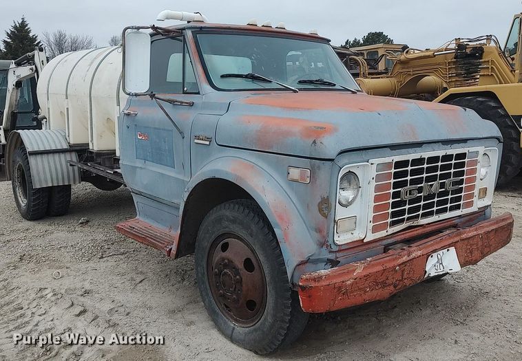 image for item DO3857 1970 GMC 5500  water truck