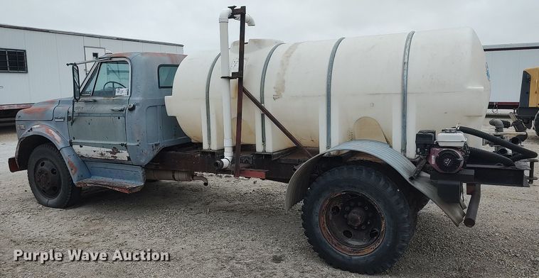 image for item DO3857 1970 GMC 5500  water truck