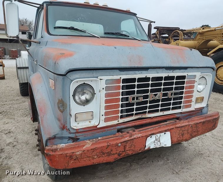 image for item DO3857 1970 GMC 5500  water truck