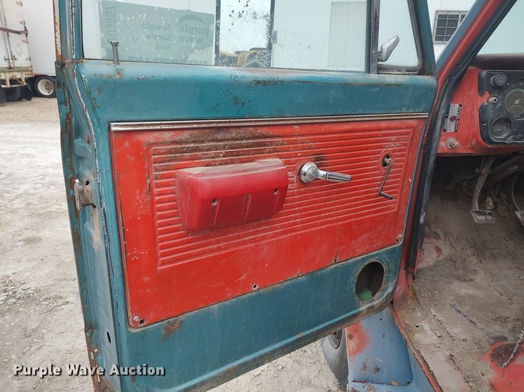 image for item DO3857 1970 GMC 5500  water truck