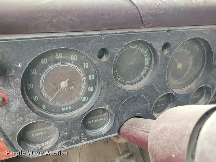 image for item DO3857 1970 GMC 5500  water truck