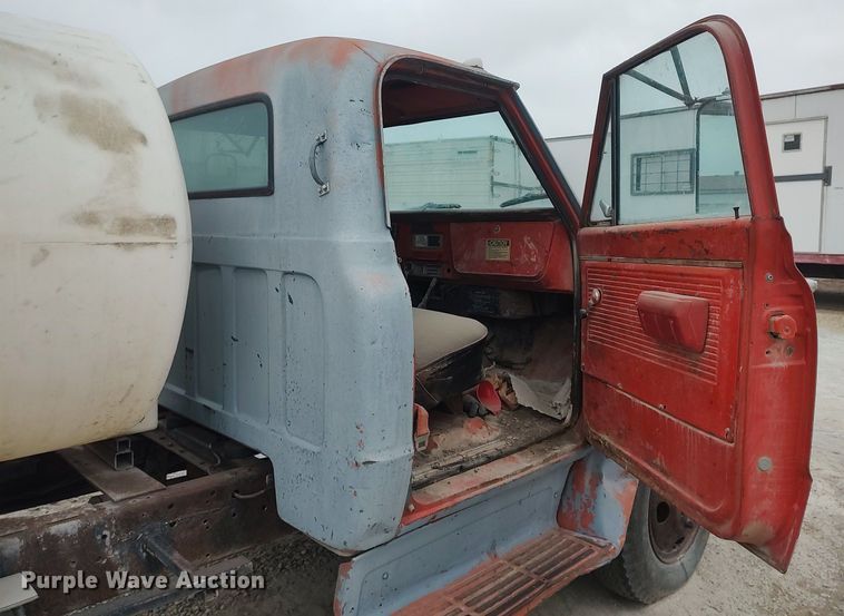 image for item DO3857 1970 GMC 5500  water truck