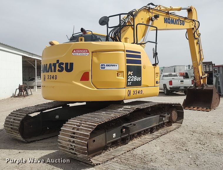 image for item DO3858 2015 Komatsu PC228USLC-10  excavator