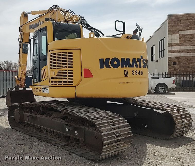 image for item DO3858 2015 Komatsu PC228USLC-10  excavator
