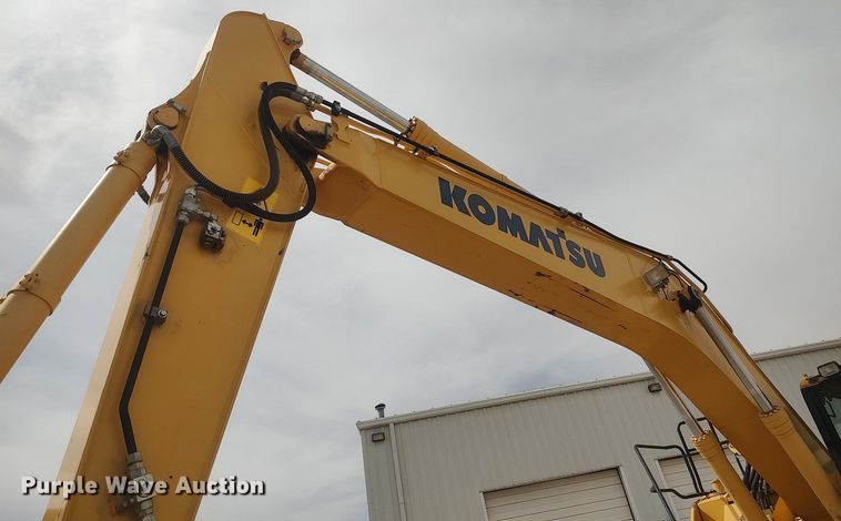 image for item DO3858 2015 Komatsu PC228USLC-10  excavator