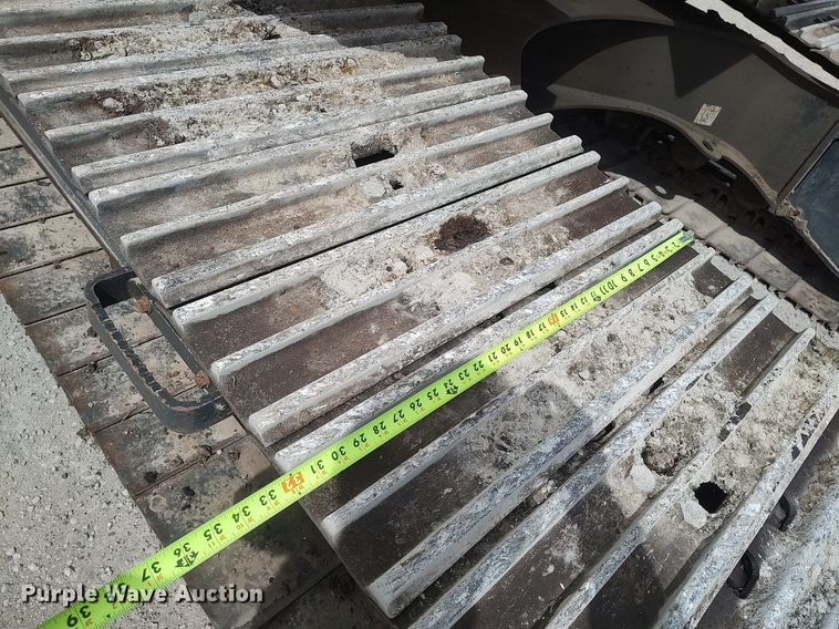 image for item DO3858 2015 Komatsu PC228USLC-10  excavator