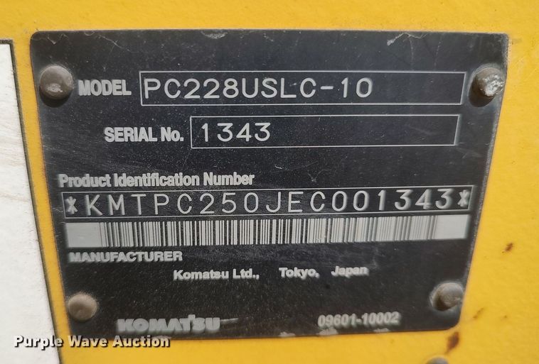 image for item DO3858 2015 Komatsu PC228USLC-10  excavator