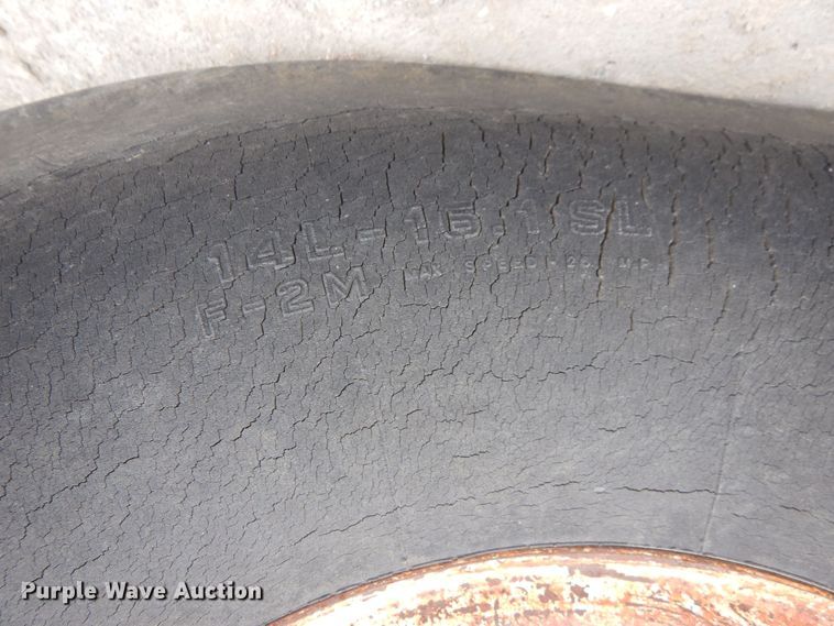 image for item DO3859 Allis Chalmers 7080  tractor