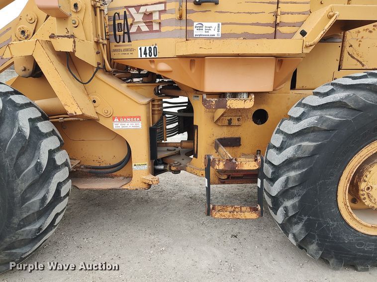 image for item DO3860 1994 Case 621B  wheel loader