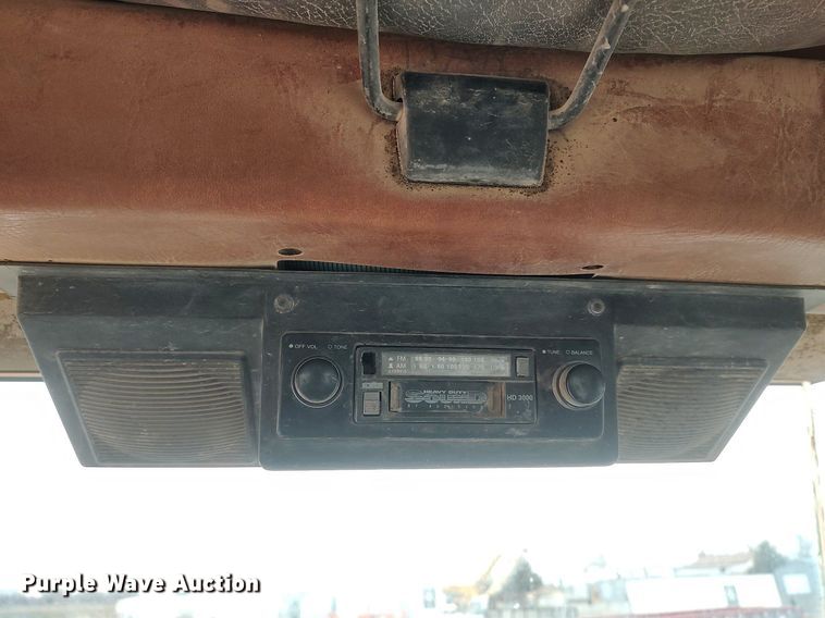 image for item DO3860 1994 Case 621B  wheel loader