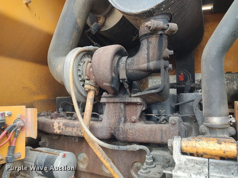 image for item DO3860 1994 Case 621B  wheel loader