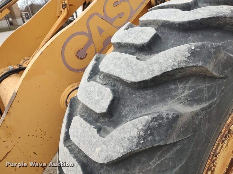 image for item DO3860 1994 Case 621B  wheel loader