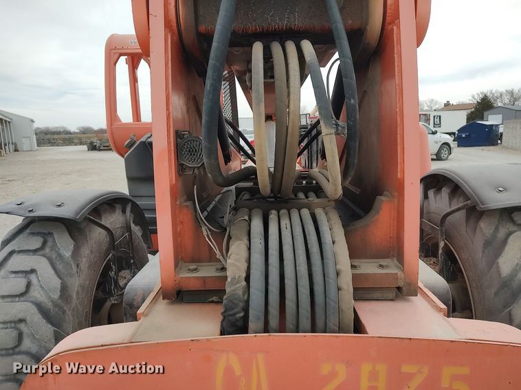 image for item DO3862 2005 Lull 944E-42  telehandler