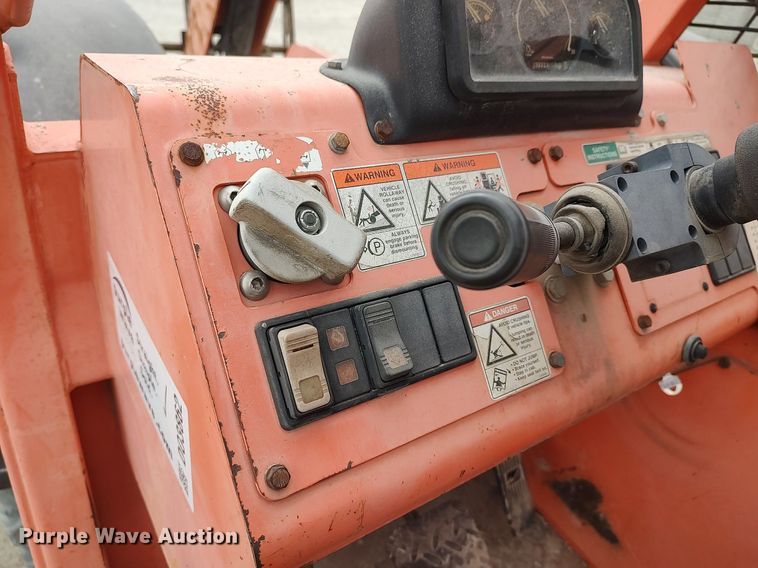 image for item DO3862 2005 Lull 944E-42  telehandler