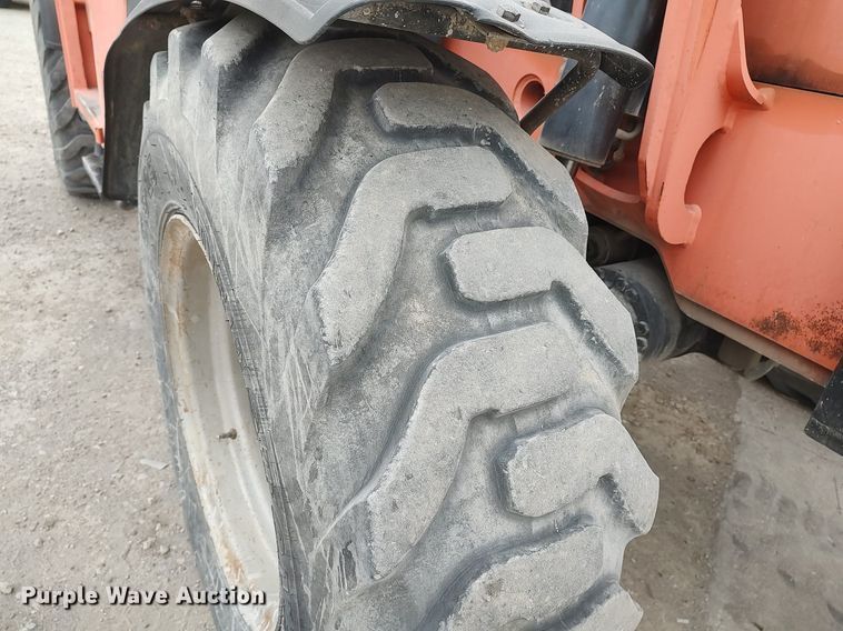 image for item DO3862 2005 Lull 944E-42  telehandler