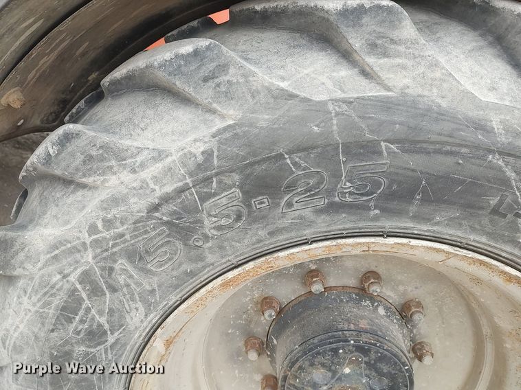 image for item DO3862 2005 Lull 944E-42  telehandler