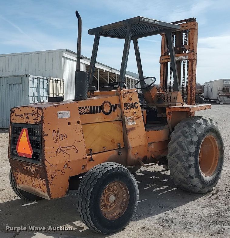 image for item DO3863 1977 Case 584C  forklift