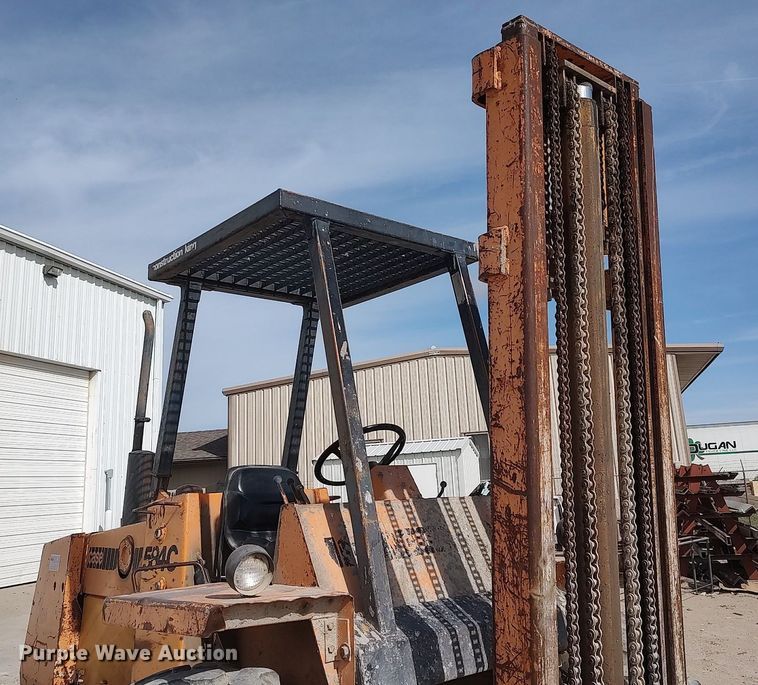 image for item DO3863 1977 Case 584C  forklift