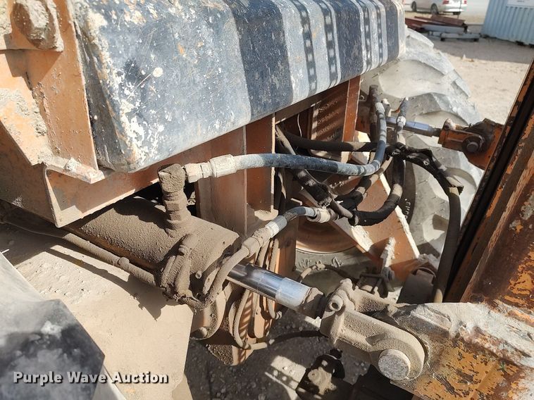 image for item DO3863 1977 Case 584C  forklift