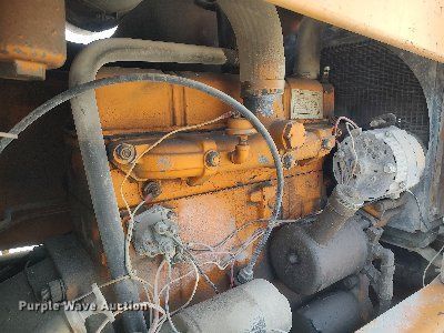 image for item DO3863 1977 Case 584C  forklift