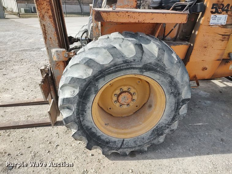 image for item DO3863 1977 Case 584C  forklift