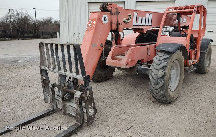 image for item DO3865 2005 Lull 644E-42  telehandler