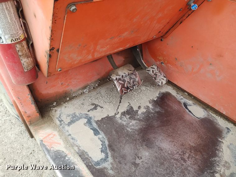 image for item DO3865 2005 Lull 644E-42  telehandler