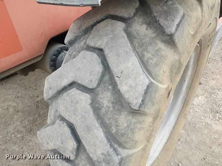 image for item DO3865 2005 Lull 644E-42  telehandler